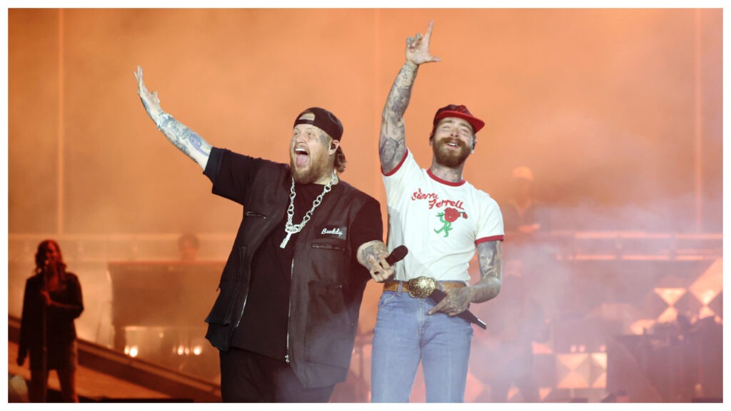 Jelly Roll  joined Post Malone on the massive BIG ASS Stadium Tour, Co-headlining with Malone celebretea.com