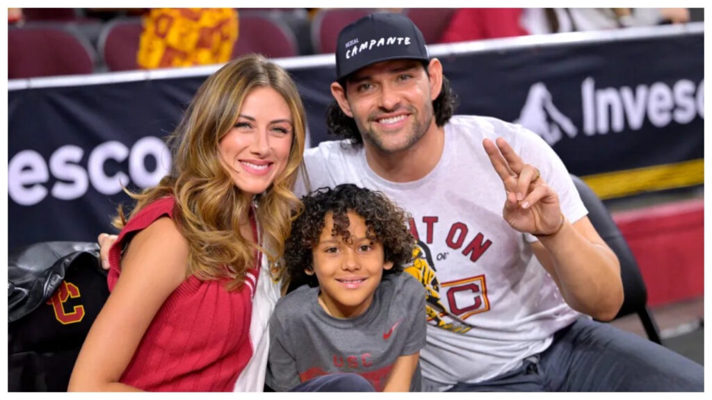 Mark Sanchez, right, with his wife Perry Mattfeld and son Daniel celebretea.com