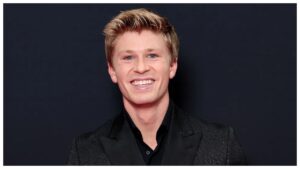 Robert Irwin 2025: Age, Girlfriend, DWTS, Steve Irwin’s Legacy & Net Worth